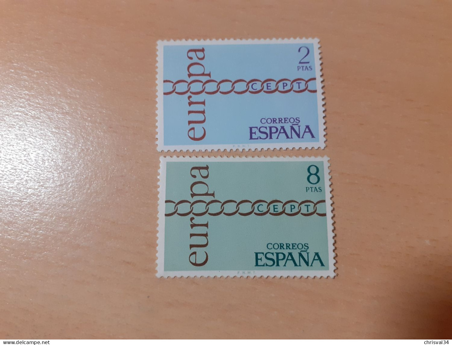 TIMBRES     ESPAGNE   ANNEE   1971   N  1686  /  1687   COTE  1,50  EUROS   NEUFS  LUXE** - Unused Stamps