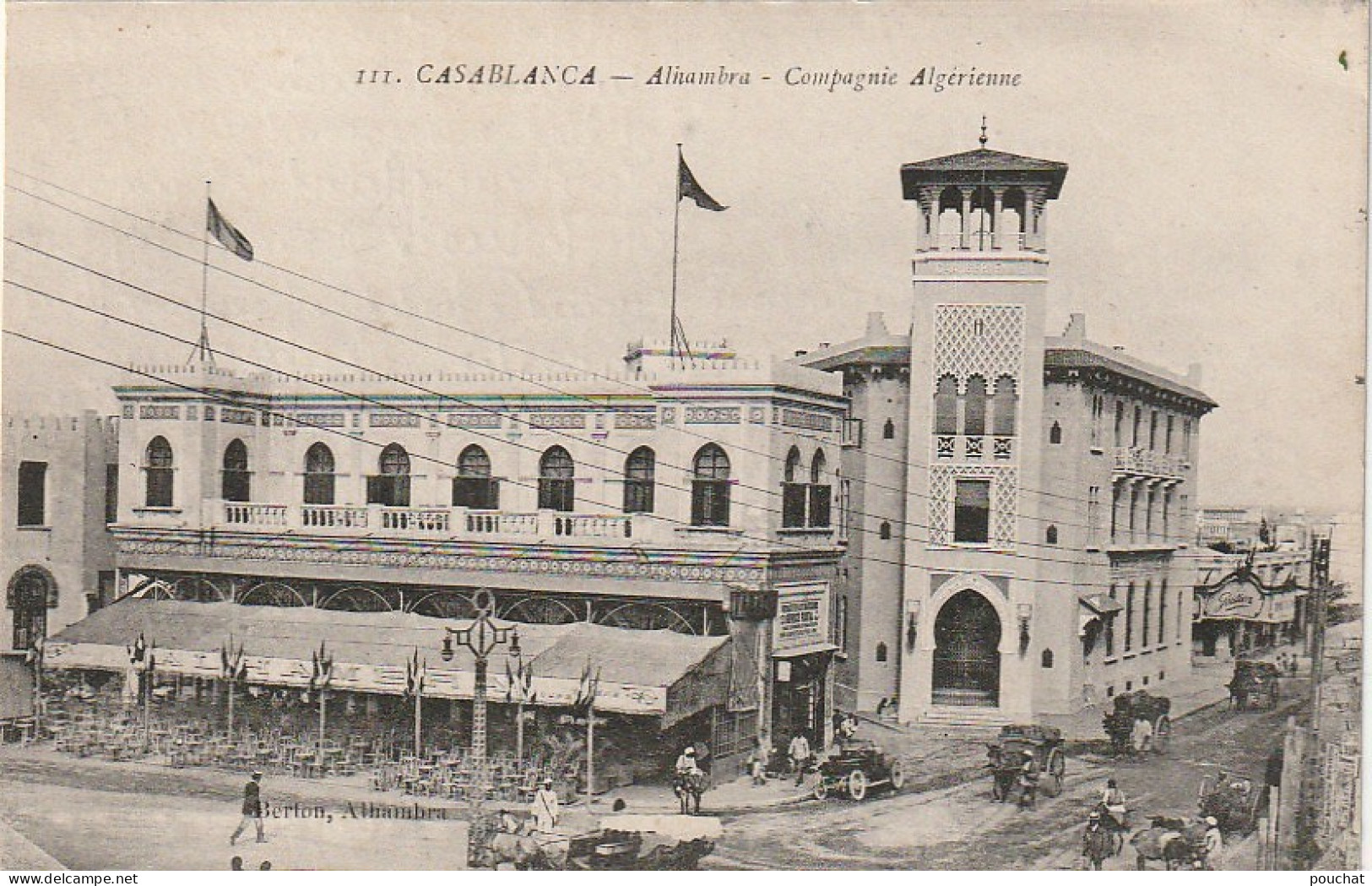 CE9  - CASABLANCA ( MAROC ) - ALHAMBRA - COMPAGNIE ALGERIENNE  - ANIMATION - AUTOMOBILE ,  CARRIOLES  A CHEVAL - 2 SCANS - Casablanca