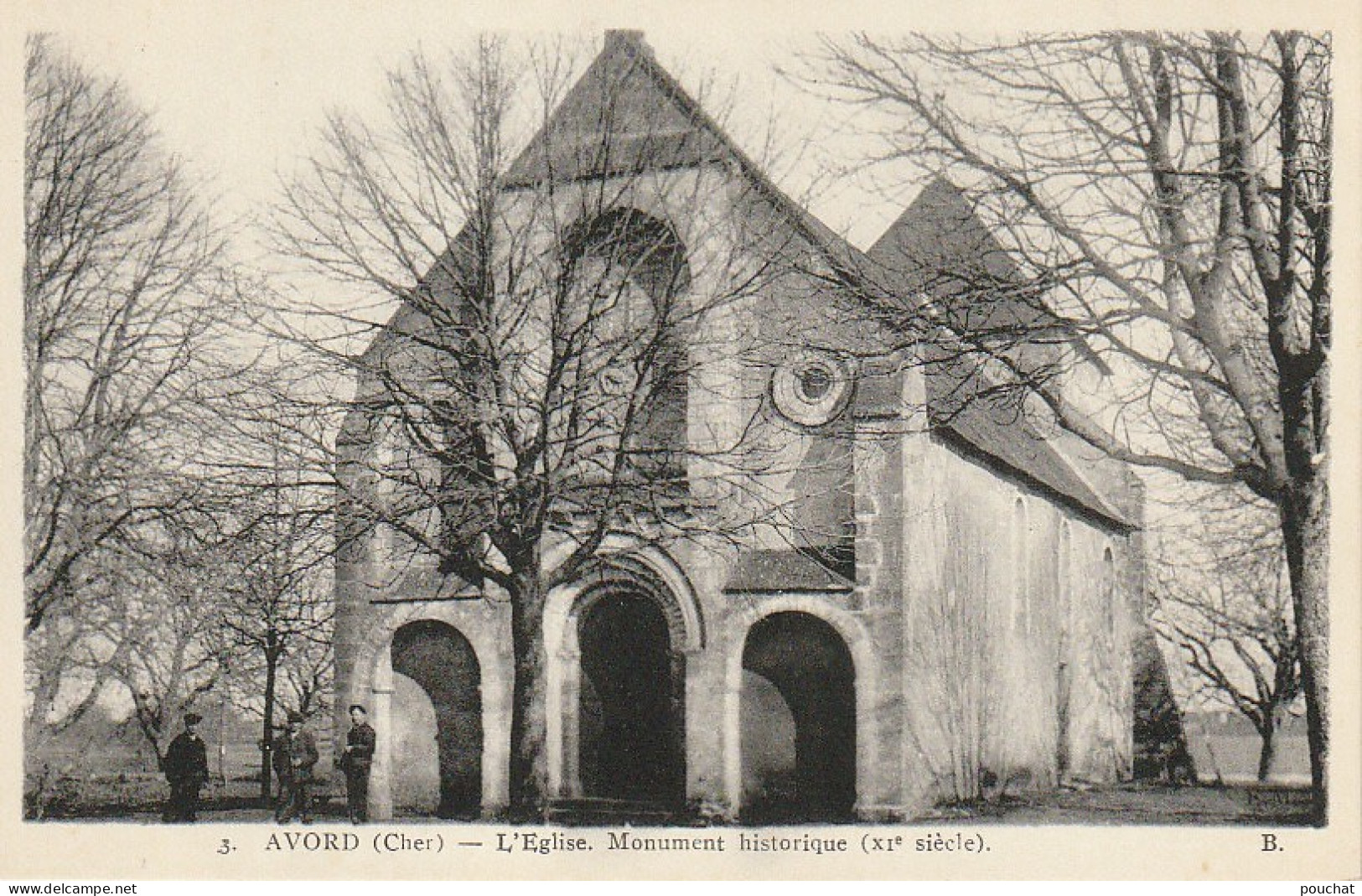 BE1 -(18) AVORD - L ' EGLISE - MONUMENT HISTORIQUE -   2 SCANS - Avord