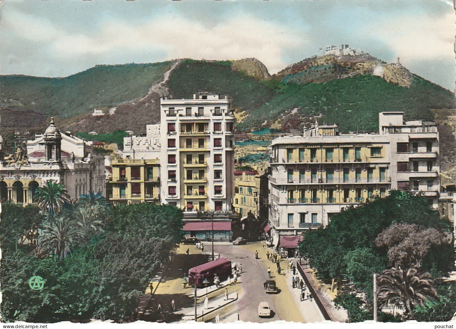 CE1 - ORAN ( ALGERIE ) -  PLACE FOCH ET SANTA CRUZ - ANIMATION  -  CARTE COULEURS   -  2 SCANS - Oran