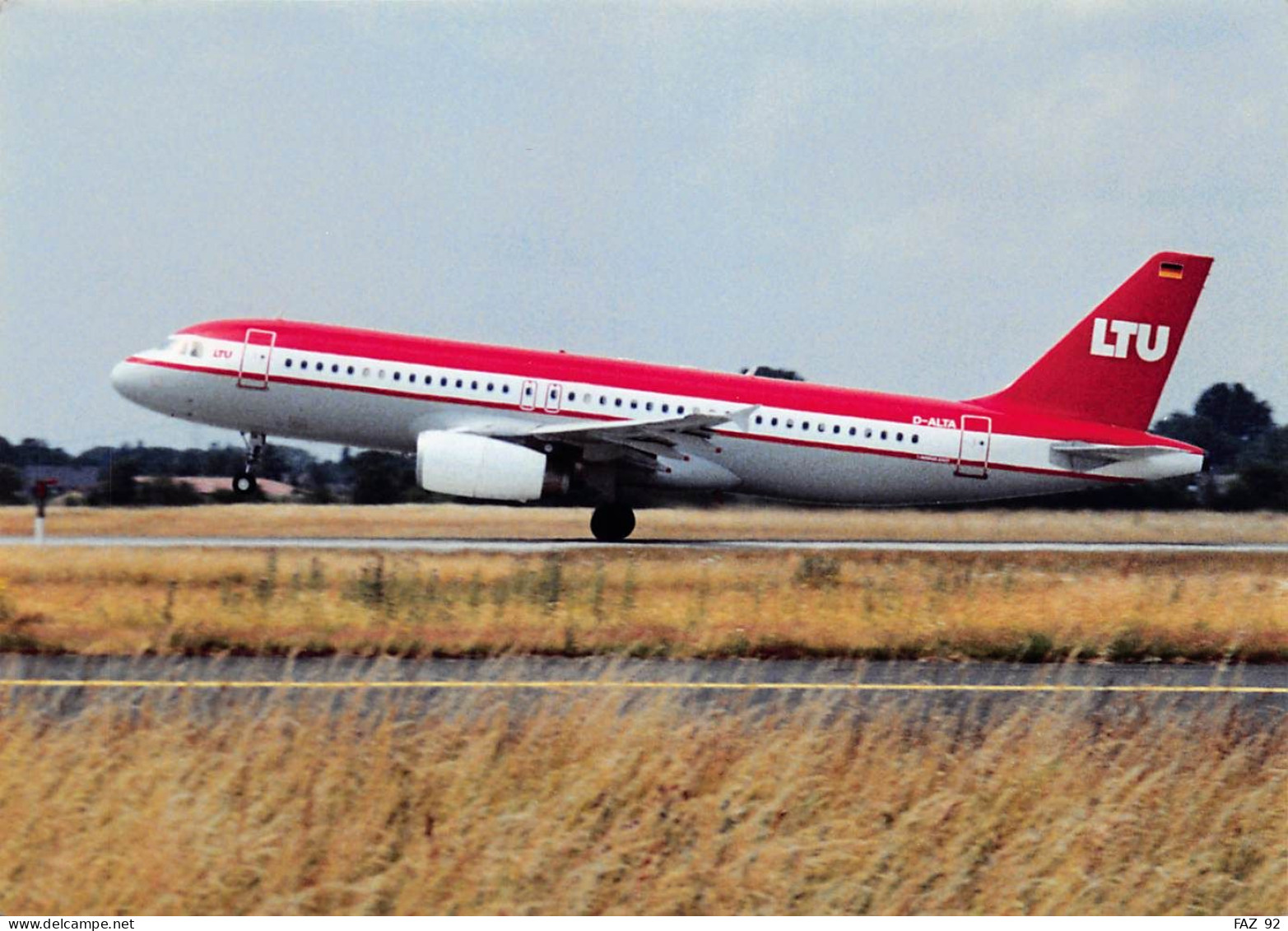 Airbus A320 In LTU Colours - EBA - 180 X 130 Mm. - Photo Presse Originale - Luftfahrt