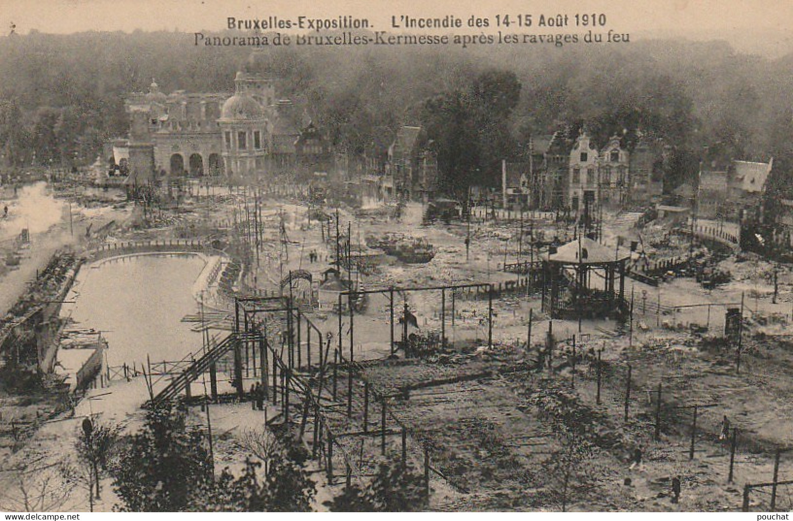 CE4 - BRUXELLES ( BELGIQUE ) -  EXPOSITION - INCENDIE DES 14 /15 AOUT 1910 - KERMESSE APRES LES RAVAGES DU FEU - 2 SCANS - Fêtes, événements