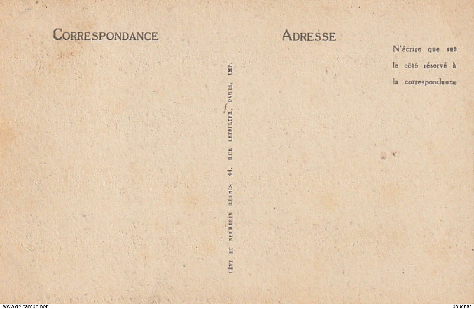 CE8  - SCENES ET TYPES - DANS LE SUD ,  RESTES D ' UN COMBAT DE CHAMEAUX  -  2 SCANS - Autres & Non Classés