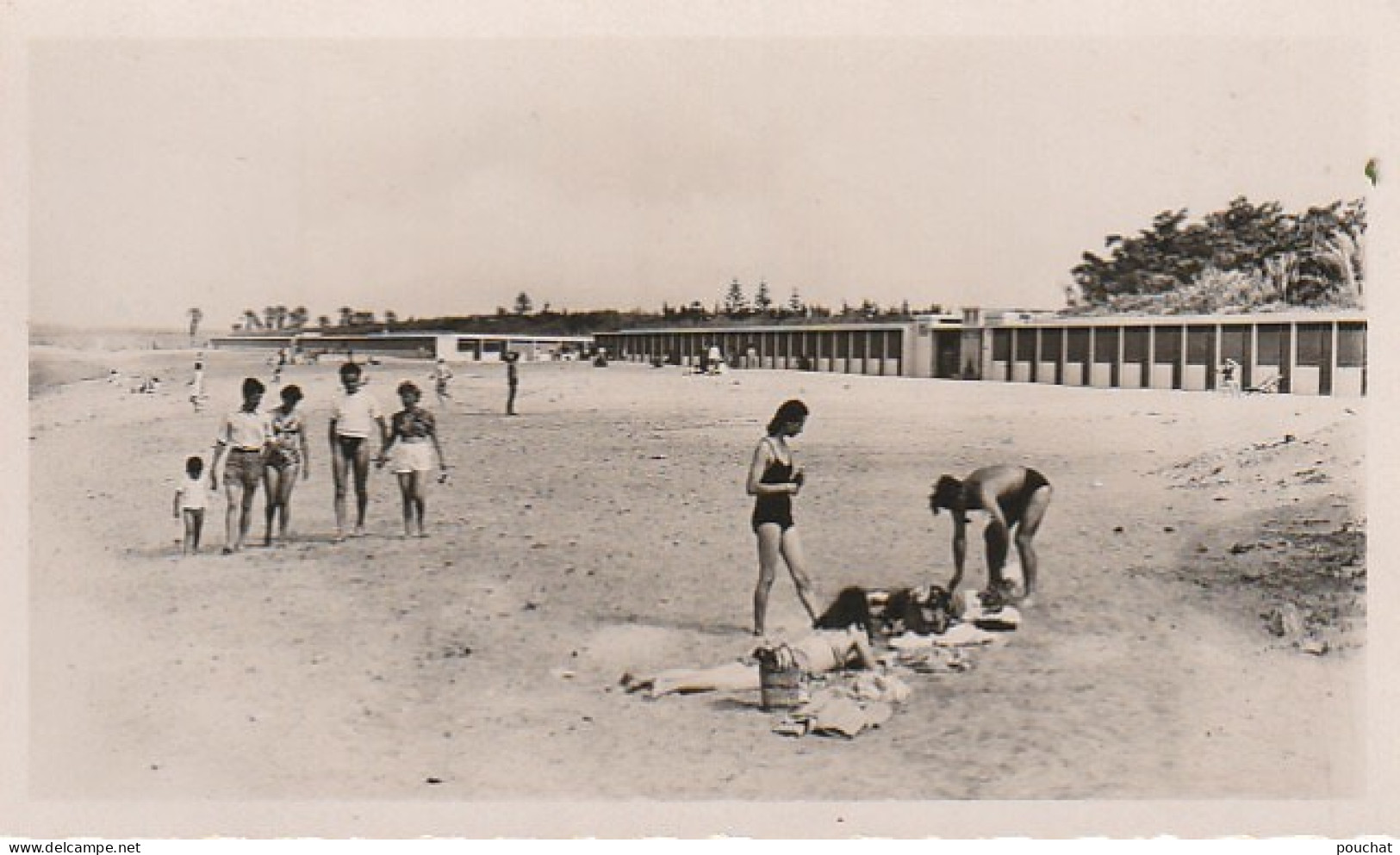 CE9 - MAZAGAN ( MAROC ) -  LOT DE 5 MINI PHOTOS   - PLAGE ET CENTRE BALNEAIRE , PANORAMA SUR LA VILLE ... 10 SCANS - Plaatsen