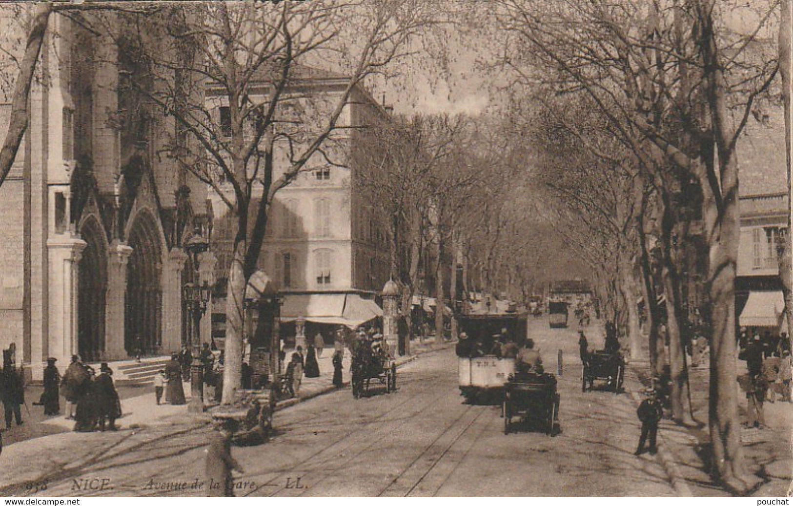 ALnw 8-(06) NICE - AVENUE DE LA GARE - EGLISE NOTRE DAME - ANIMATION - TRAMWAY , CALECHES - 2 SCANS - Bauwerke, Gebäude