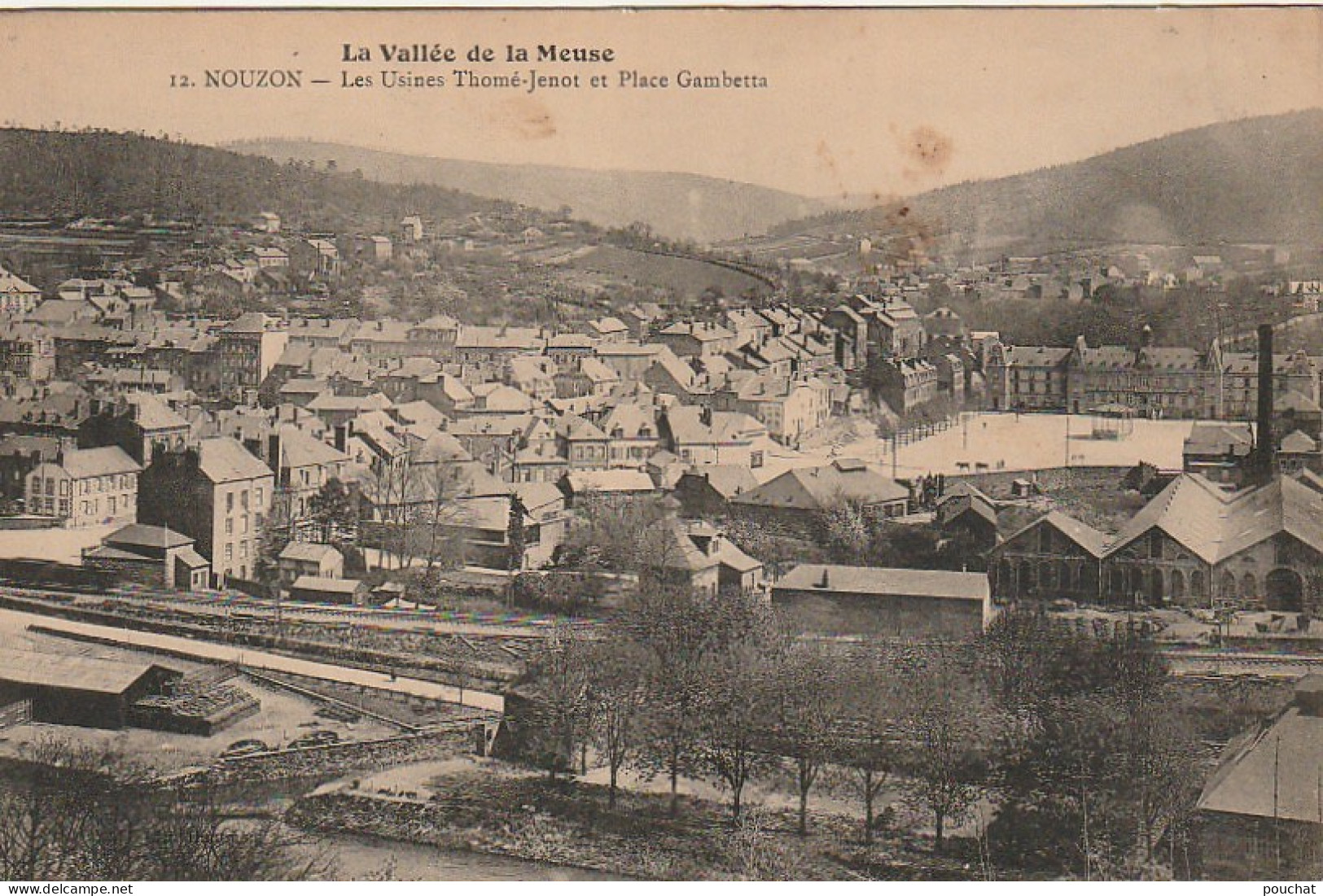 ALnw 11-(08) NOUZON - LES USINES THOME JENOT ET PLACE GAMBETTA - VOIES FERREES - 2 SCANS - Autres & Non Classés