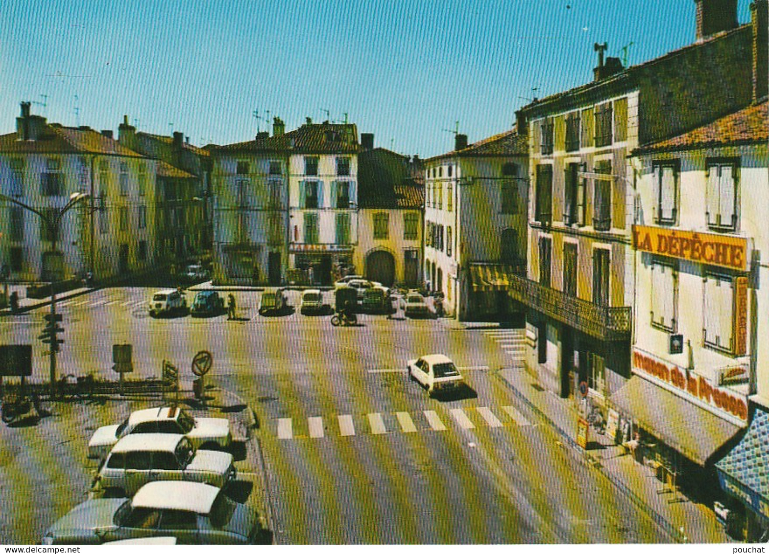 ALnw 12-(09) ST GIRONS - LA PLACE JEAN JAURES - MAISON DE LA PRESSE- 2 SCANS - Saint Girons