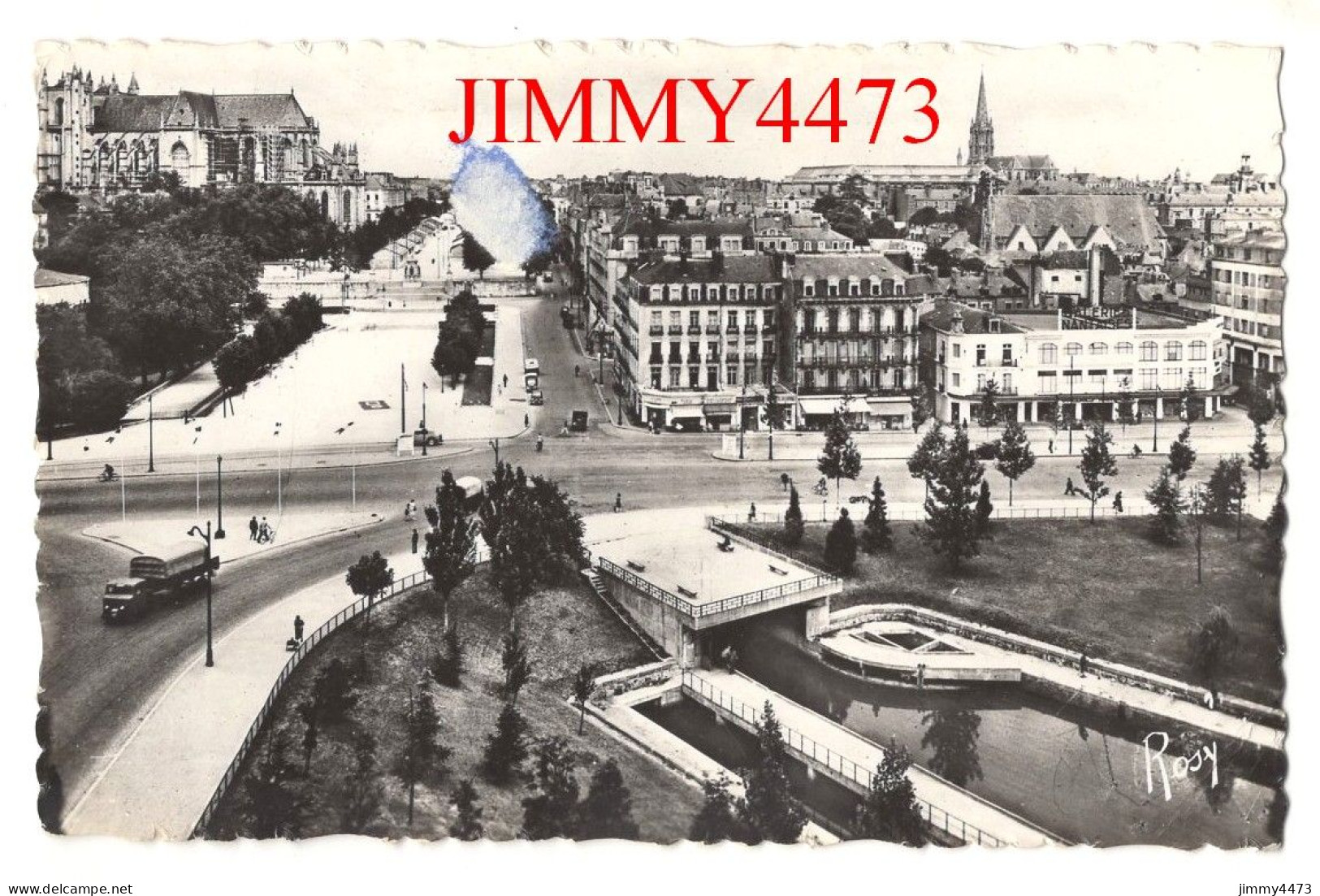 CPSM Dentelées - NANTES En 1962 - Panorama Vers La Cathédrale Et Le Quartier Saint-Clément - N° 66 - Edit. F. Chapeau - Nantes