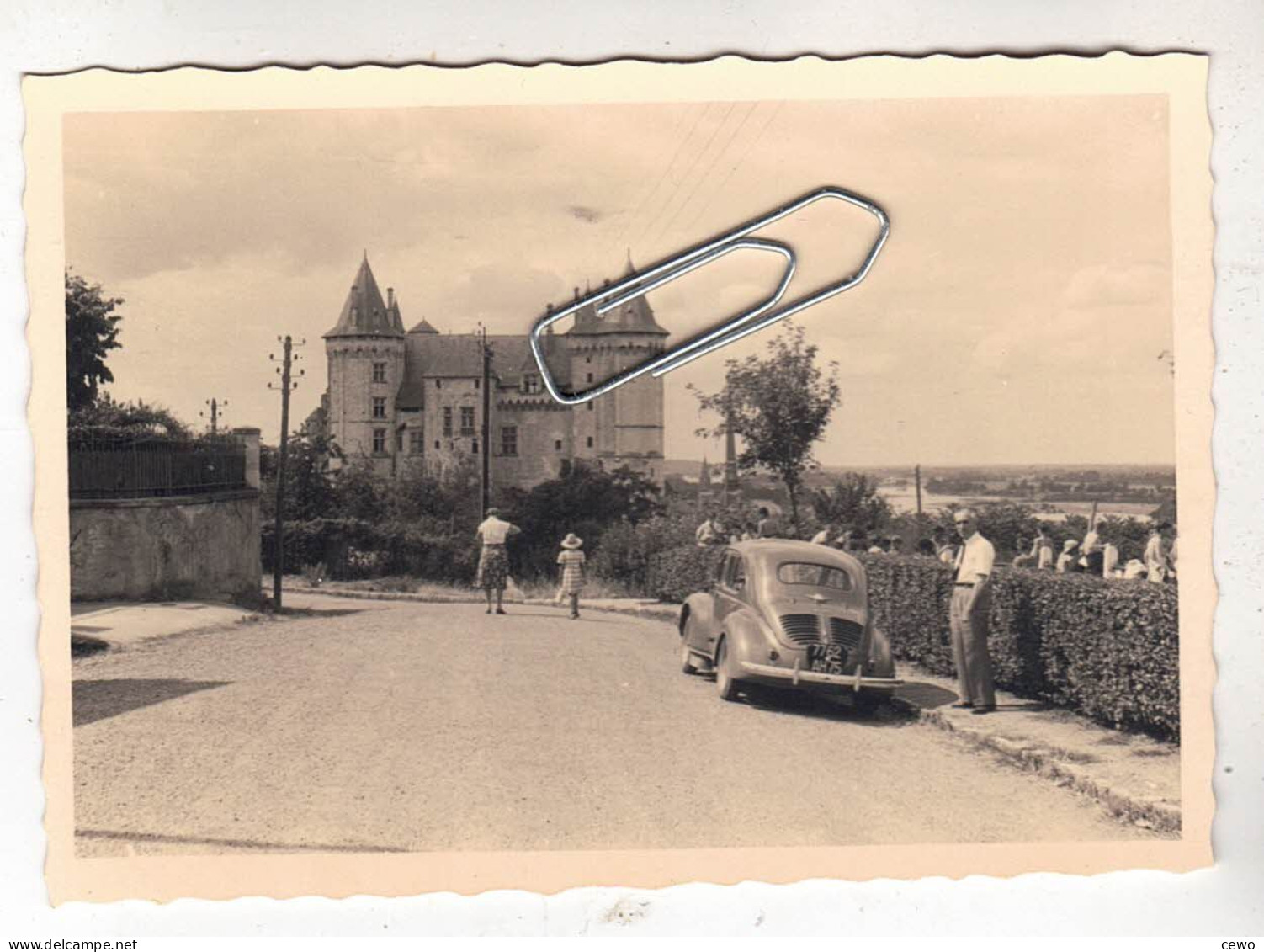 PHOTO VOITURE ANCIENNE RENAULT 4 CV  A SAUMUR - Coches