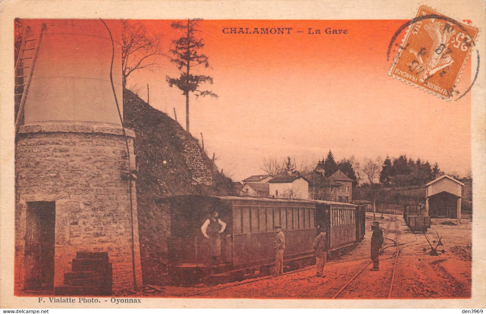 CHALAMONT (Ain) - La Gare - Train, Tramway - Tirage Orangé - Voyagé 1928 (2 Scans) Lapertât à St-Etienne 15 Rue Daguerre - Sin Clasificación