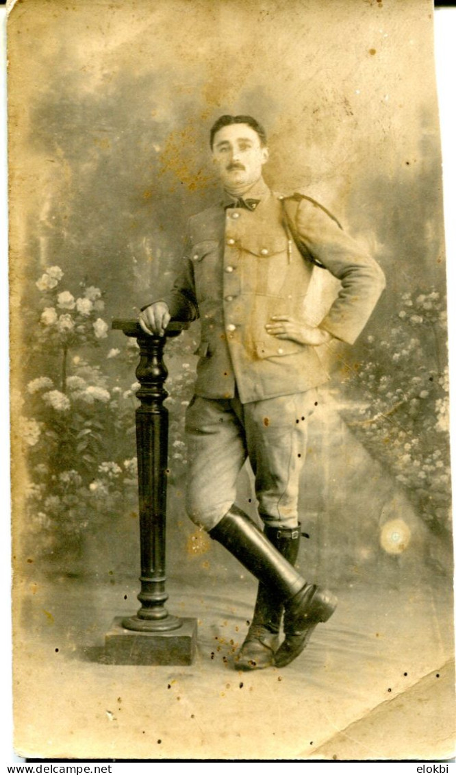 Photo / Carte Postale 1 Personne En Uniforme - Krieg, Militär