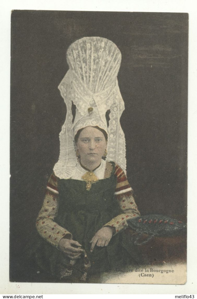 14/ CPA - Caen - Coiffure Dite La Bourgogne (coiffes Normandes) - Caen