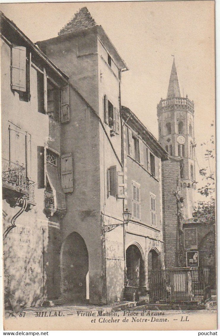 ALnw 15-(12) MILLAU - VIEILLE MAISON PLACE D' ARMES ET CLOCHER NOTRE DAME - 2 SCANS - Millau