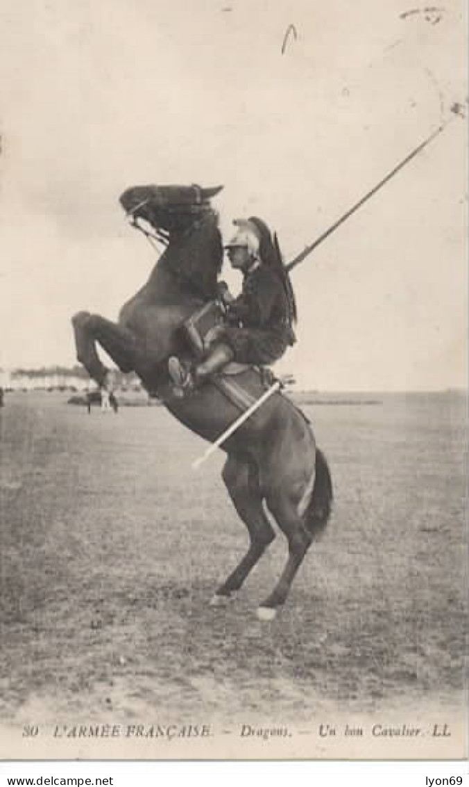 L ARMEE FRANCAISE 30  DRAGONS UN BON CAVALIER - Sonstige & Ohne Zuordnung