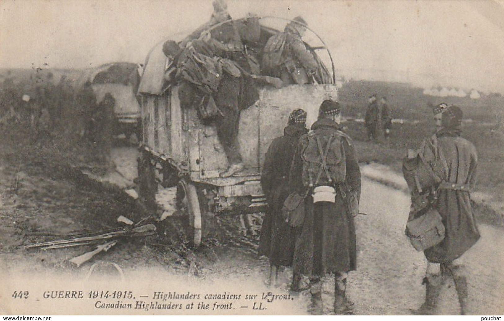 BE6 - GUERRE 1914 /1915 - HIGHLANDERS CANADIENS SUR LE FRONT - 2 SCANS - War 1914-18