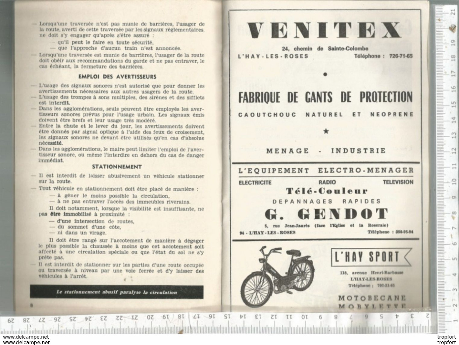 PG / SUPERBE LIVRET AUTO ECOLE Ancien  EXTRAIT CODE DE LA ROUTE  CONDUITE VOITURE PERMIS FIAT RENAULT MOTOBECANE - Auto