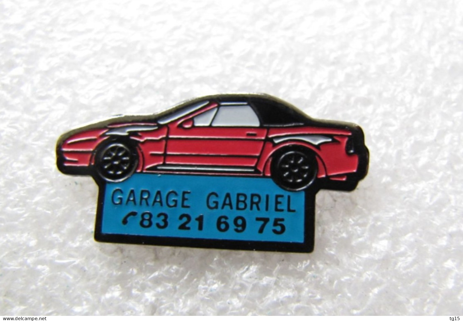 PIN'S    MAZDA  RX 7  FC   GARAGE  GABRIEL - Otros & Sin Clasificación