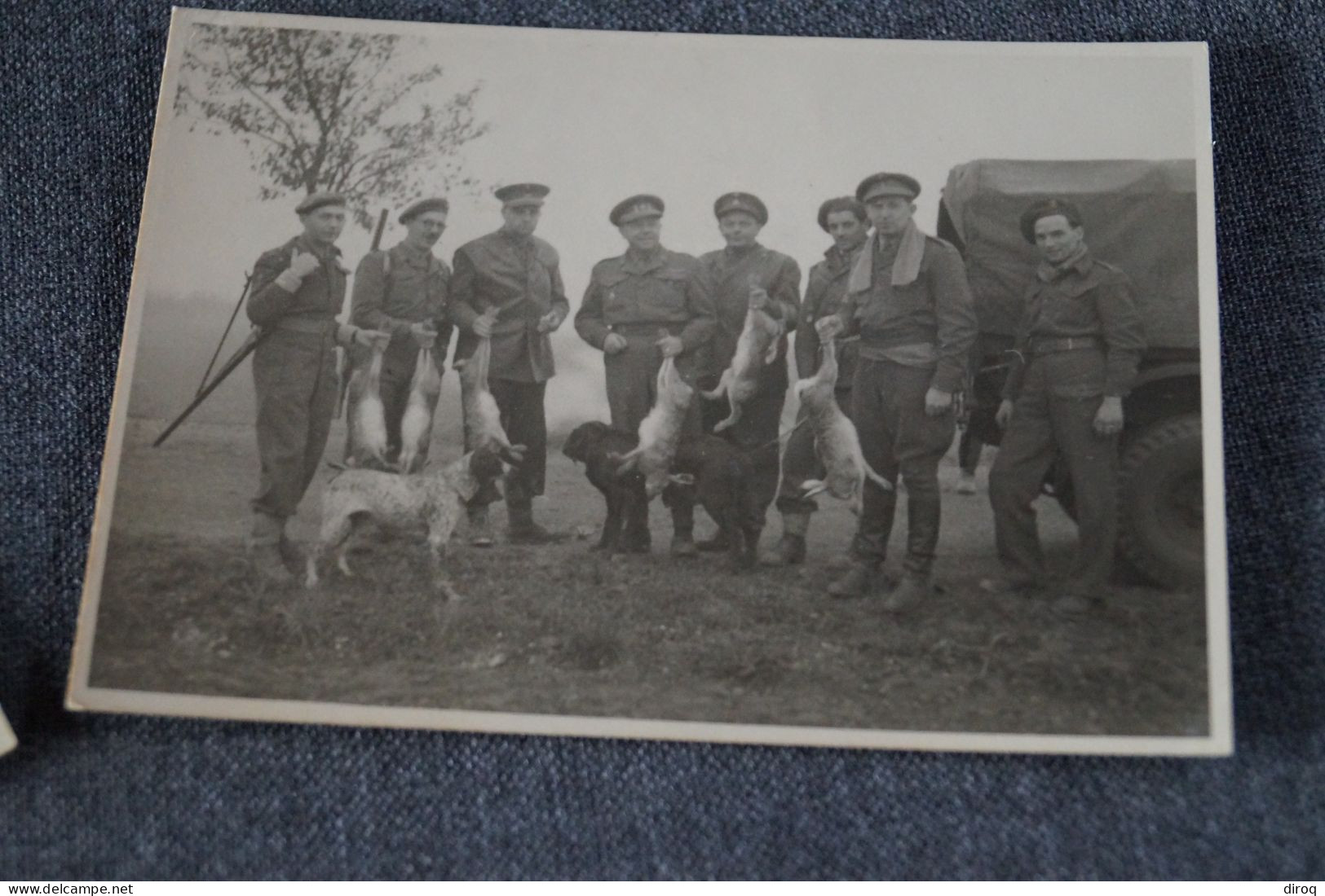 2 Photos De Chasse,groupe De Chasseurs,militaire,10 Cm / 7 Cm. - Sport