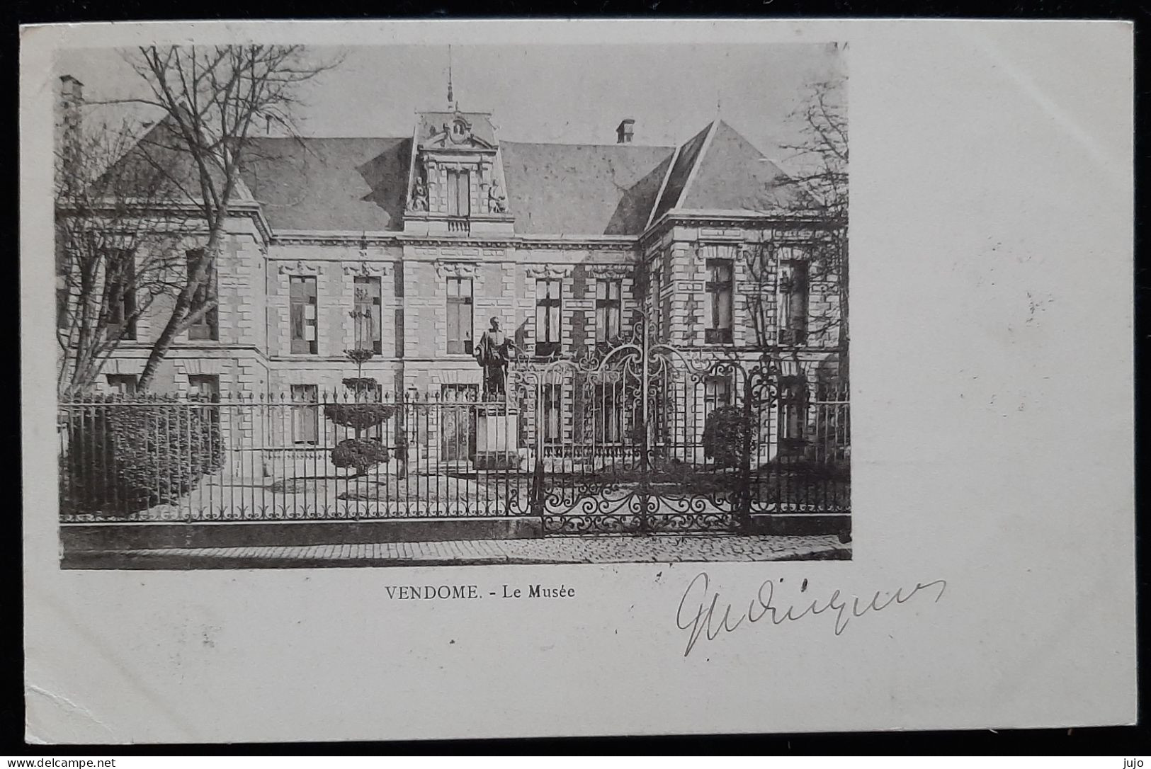 41 - VENDOME - Le Musée (précurseur Circulée En 1901) - Vendome