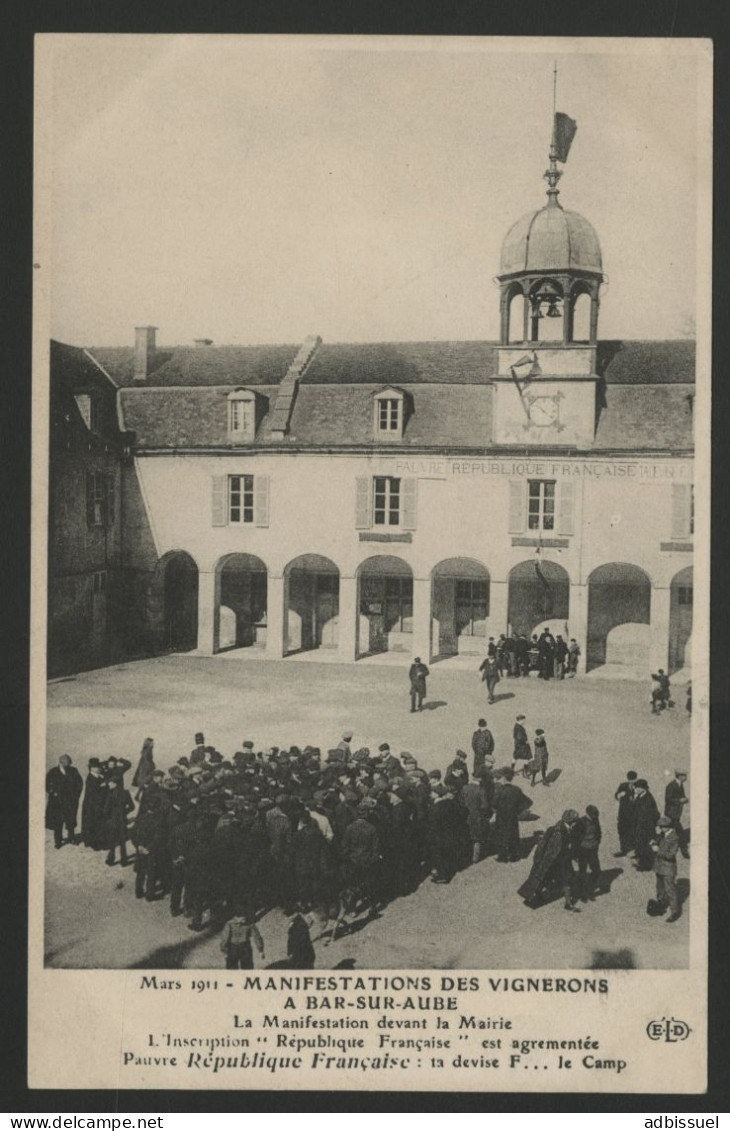 Manifestations Viticoles Champagne "La Manifestation Devant La Mairie".  Lire Suite - Bar-sur-Aube