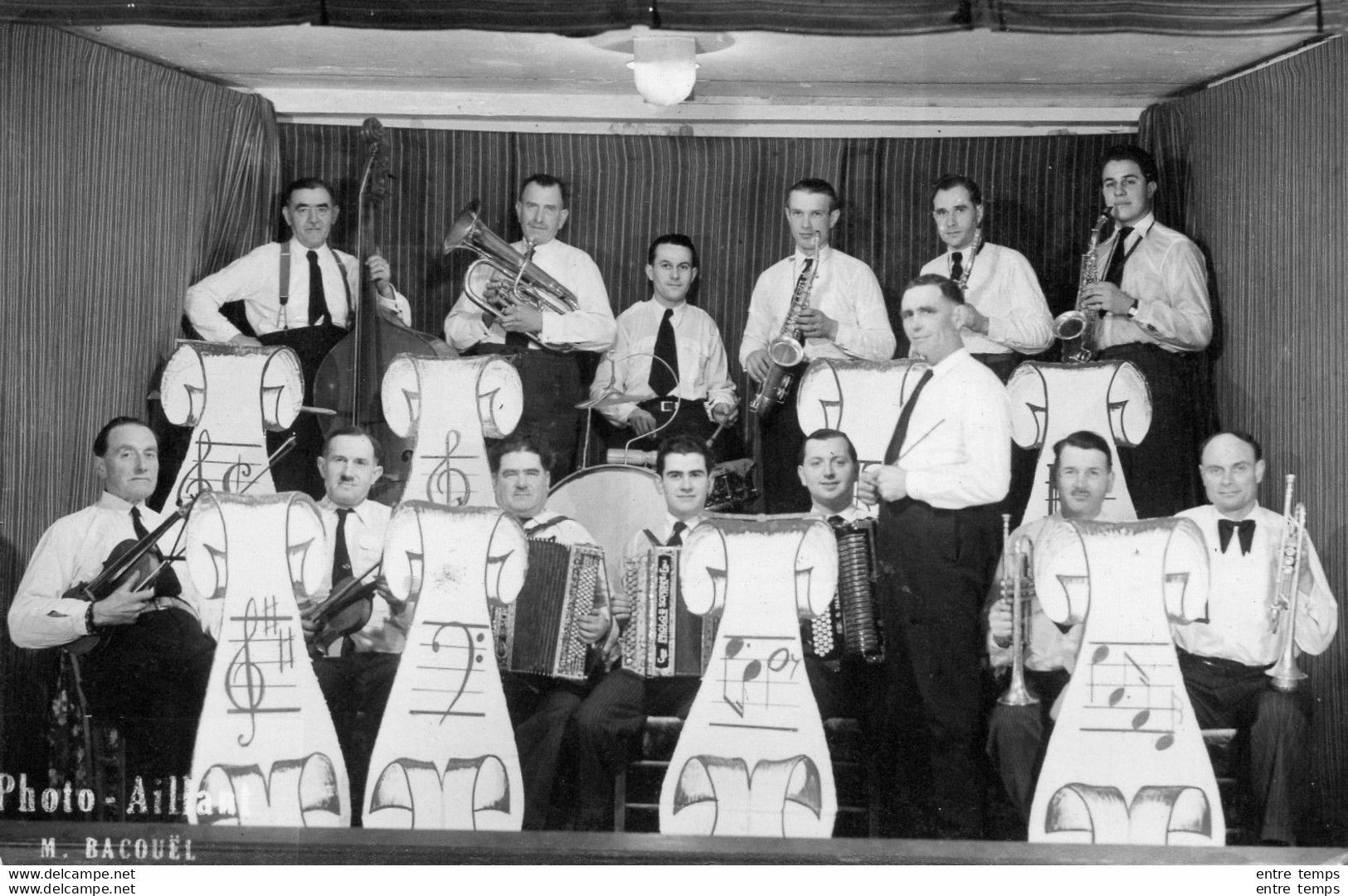 Carte Photo Aillant Sur Tholon Orchestre Prisonniers Guerre 1947 - Persone Anonimi