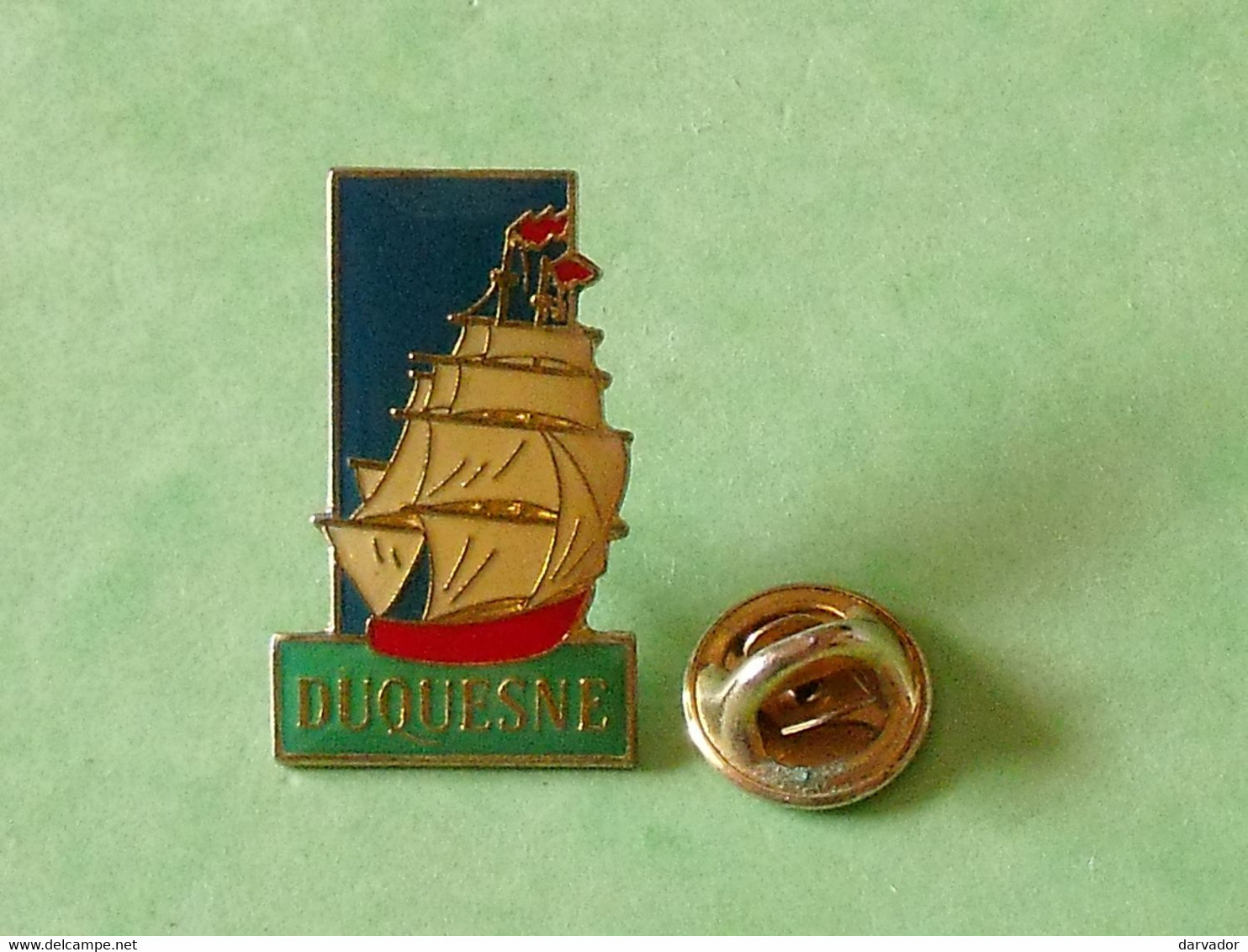 Pin's / Bateaux : Duquesne   TB6H - Boten