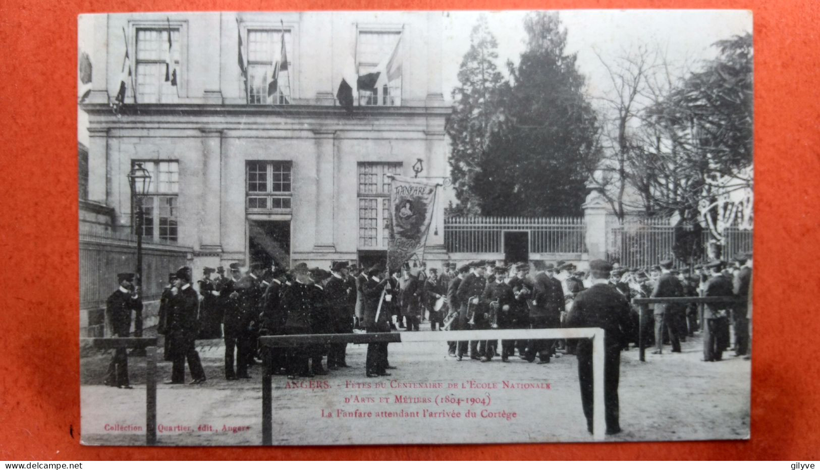 CPA (49) Angers.(Gadz'arts) Centenaire De L'école Des Arts Et Métiers. La Fanfare Attendant Le Cortège.(5A.1371) - Angers