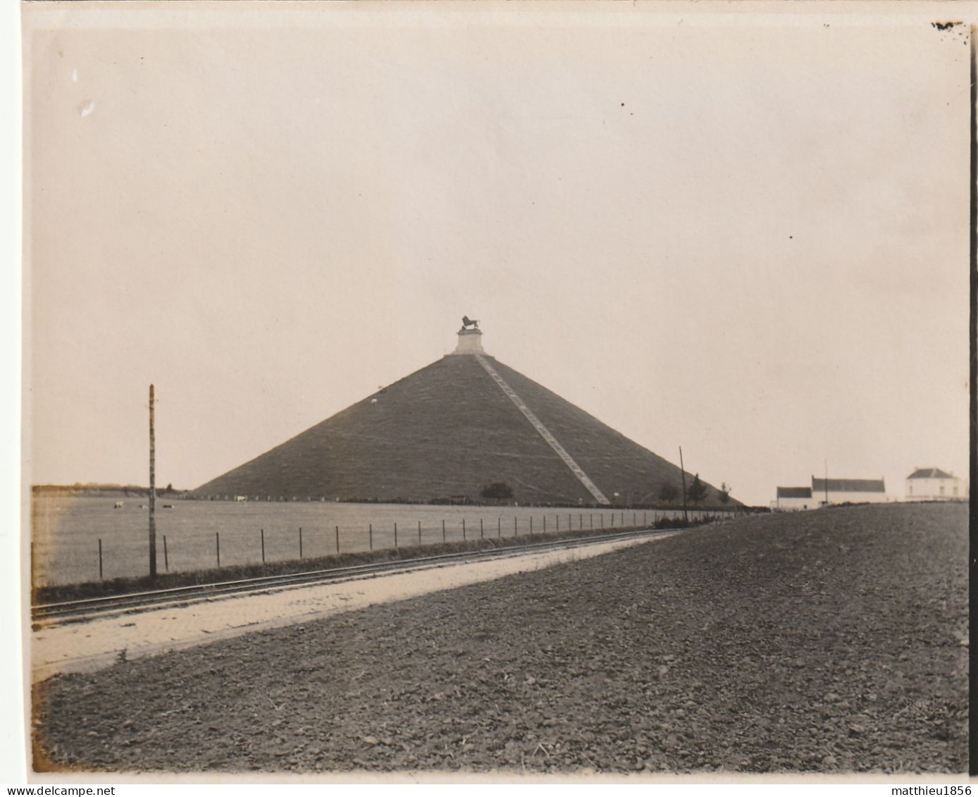 Photo 1901 WATERLOO - Une Vue, Le Lion, La Butte (A255) - Waterloo