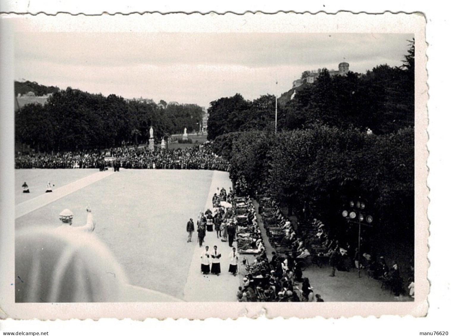 Ref 1 - Photo : Procession Du Saint Sacrément à Lourdes 1935? - France . - Europa