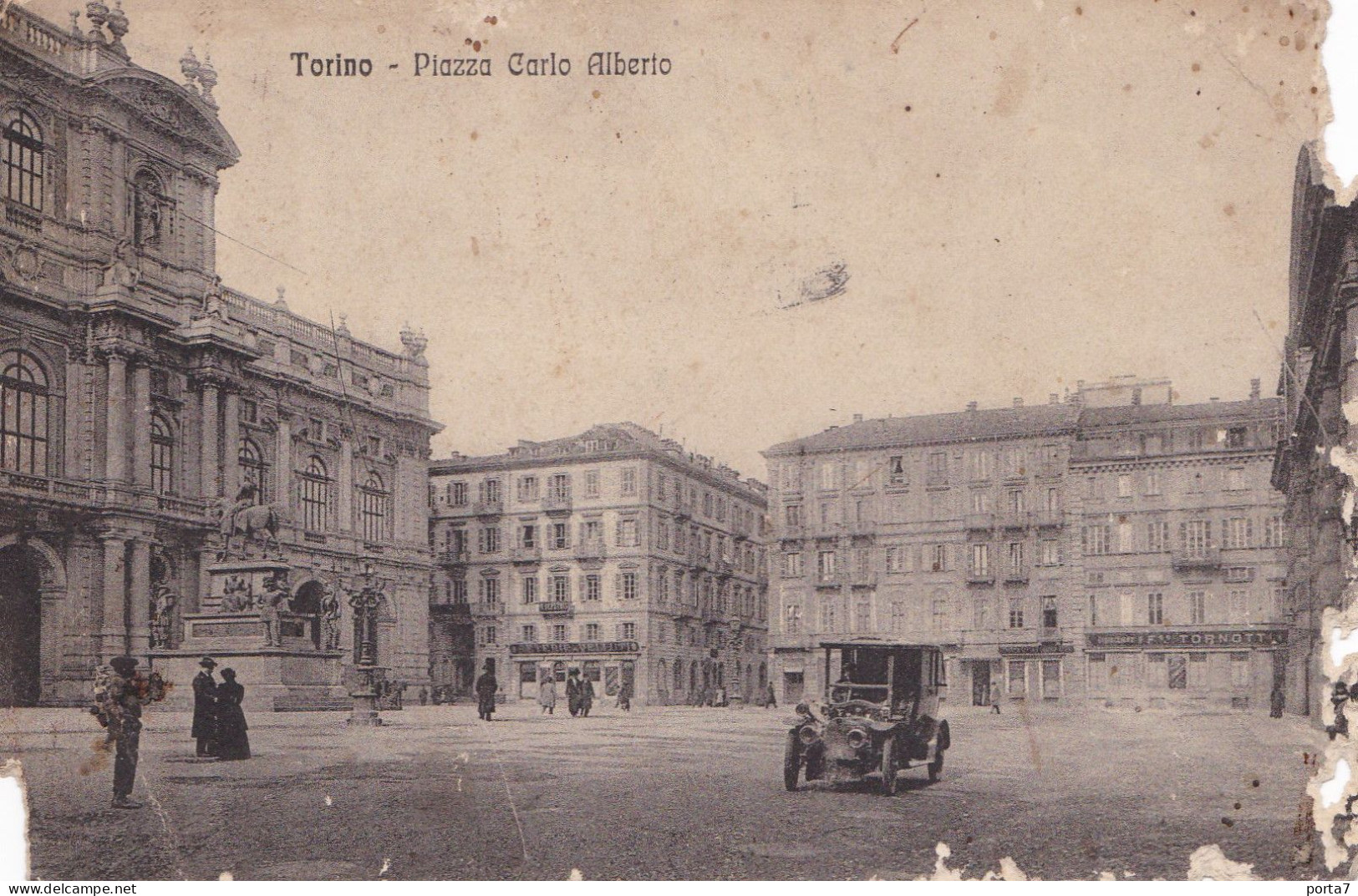TORINO PIAZZA CARLO ALBERTO -  AUTOMOBILE NON IDENTIFICATA  - CARTOLINA SPEDITA IL 12 MAGGIO 1914 - Places & Squares