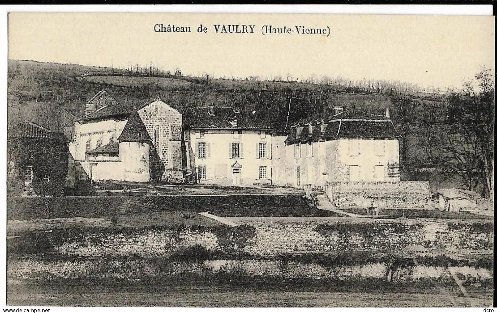 4 Cpa VAULRY (87) Château, Chapelle, Eglise & Monument Aux Morts, Vue Générale Ed. Hirondelle (3/4) - Andere & Zonder Classificatie