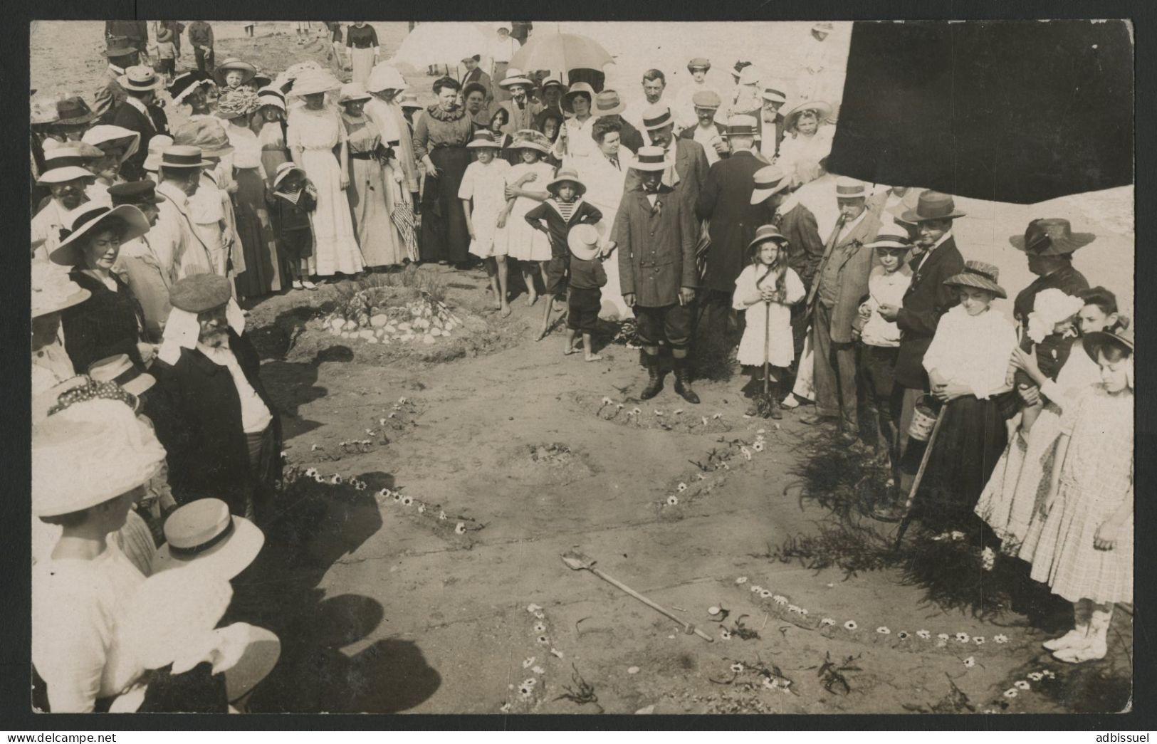 RIVA BELLA Fête Du 15 Août 1911 Carte Photo L. Le Pennetier Jeu Avec Des Marguerites Lire Suite - Riva Bella