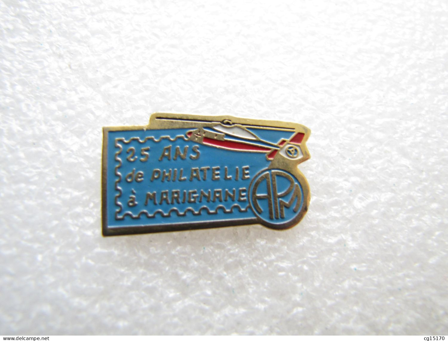 PIN'S  APM MARIGNANE  25 ANS DE PHILATÉLIE  HÉLICOPTÈRE - Cities