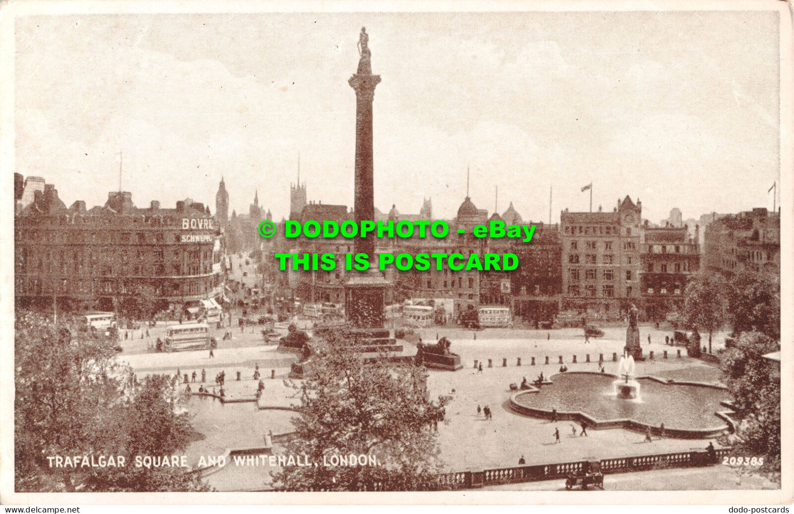 R537350 London. Trafalgar Square And Whitehall. Valentine. Photo Brown - Autres & Non Classés