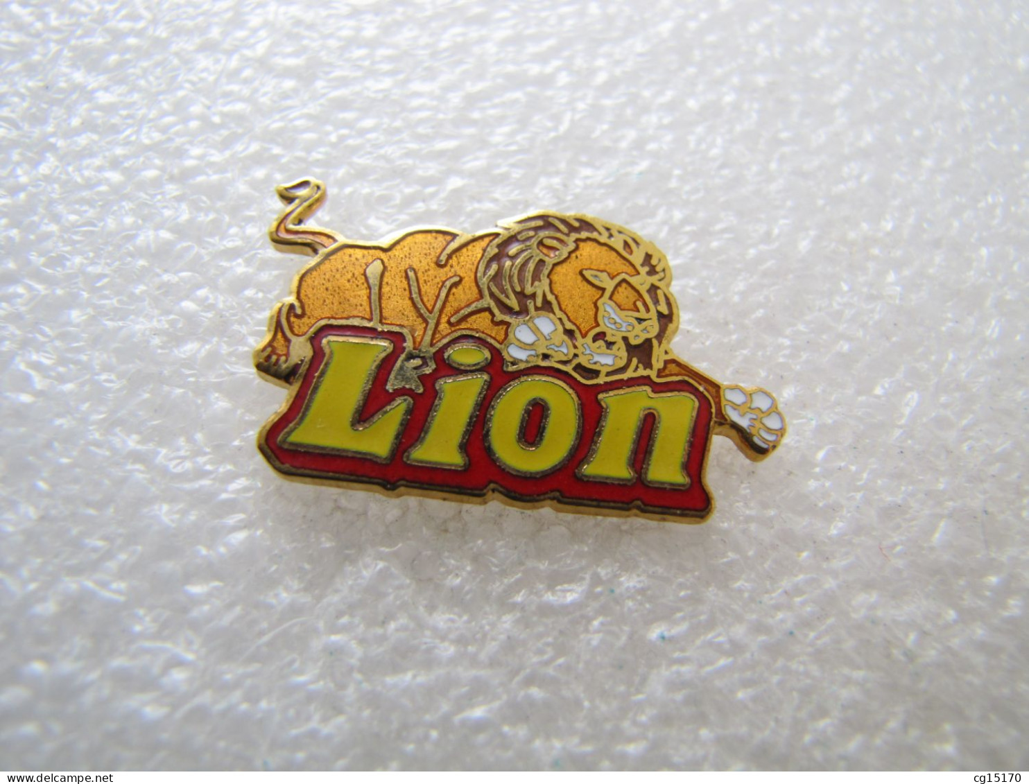 PIN'S   LION  CEREALES   Email Grand Feu - Food