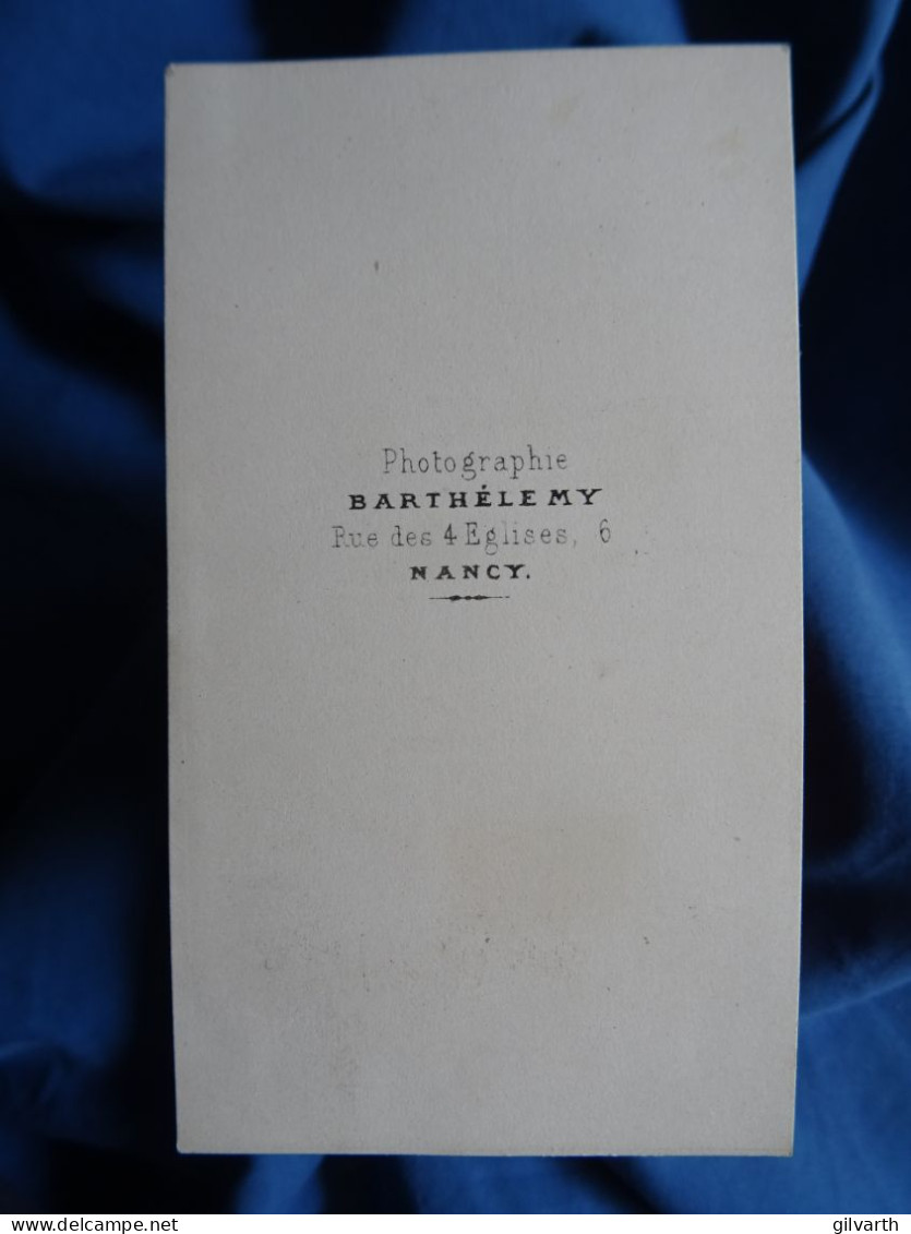 Photo CDV Barthélemy à Nancy  Femme Corpulente élégante  Châle En Dentelle  Sec. Emp. CA 1865 - L679B - Ancianas (antes De 1900)