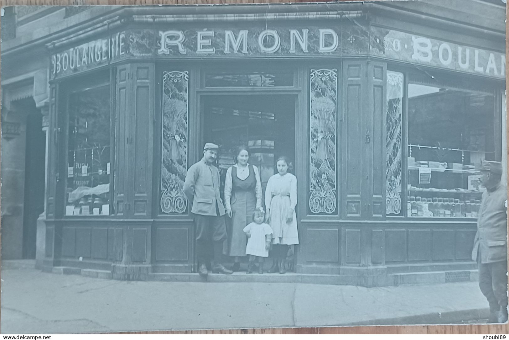 BOULANGERIE RÉMOND ANGLE RUE SAINT CHARLES  MAGASIN DEVANTURE CARTE PHOTO - Arrondissement: 15