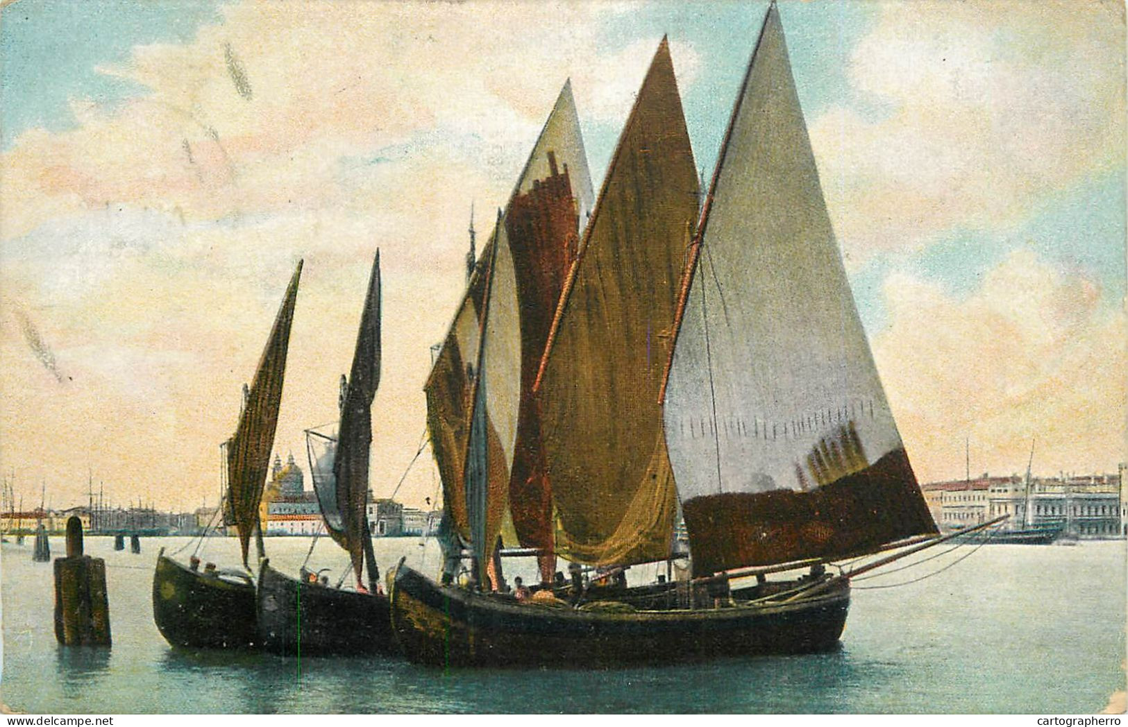 Sailing Boats In The Harbour - Sonstige & Ohne Zuordnung