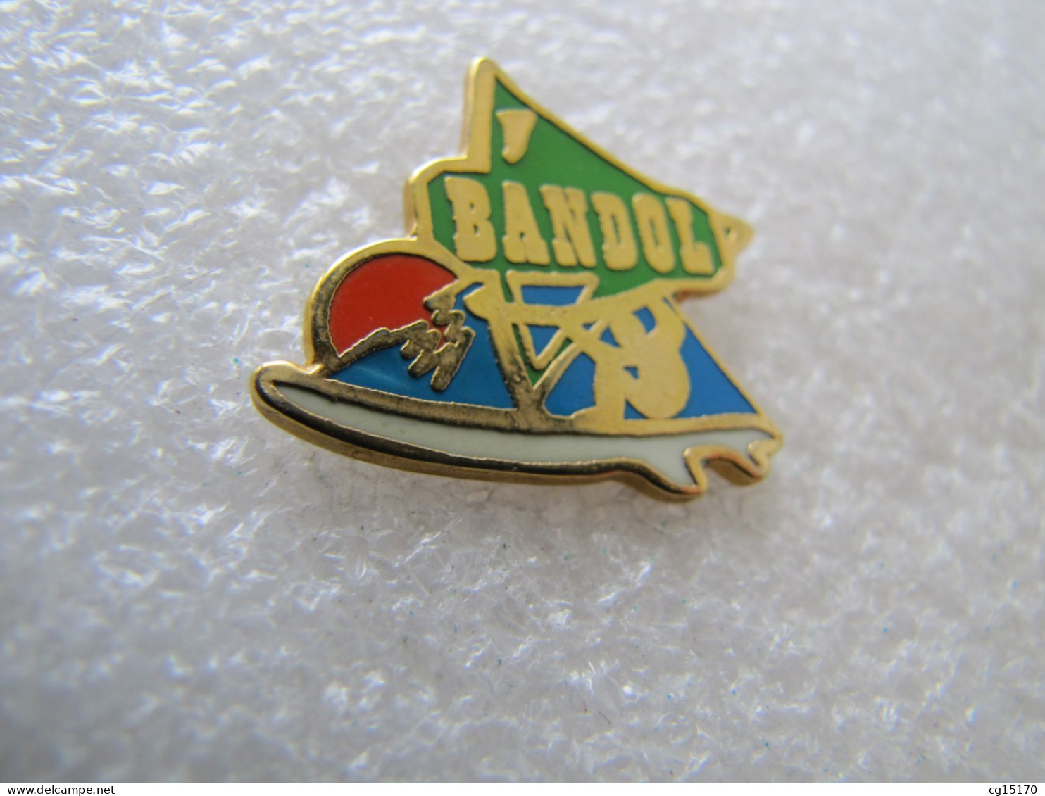 PIN'S    BANDOL  Zamak - Città