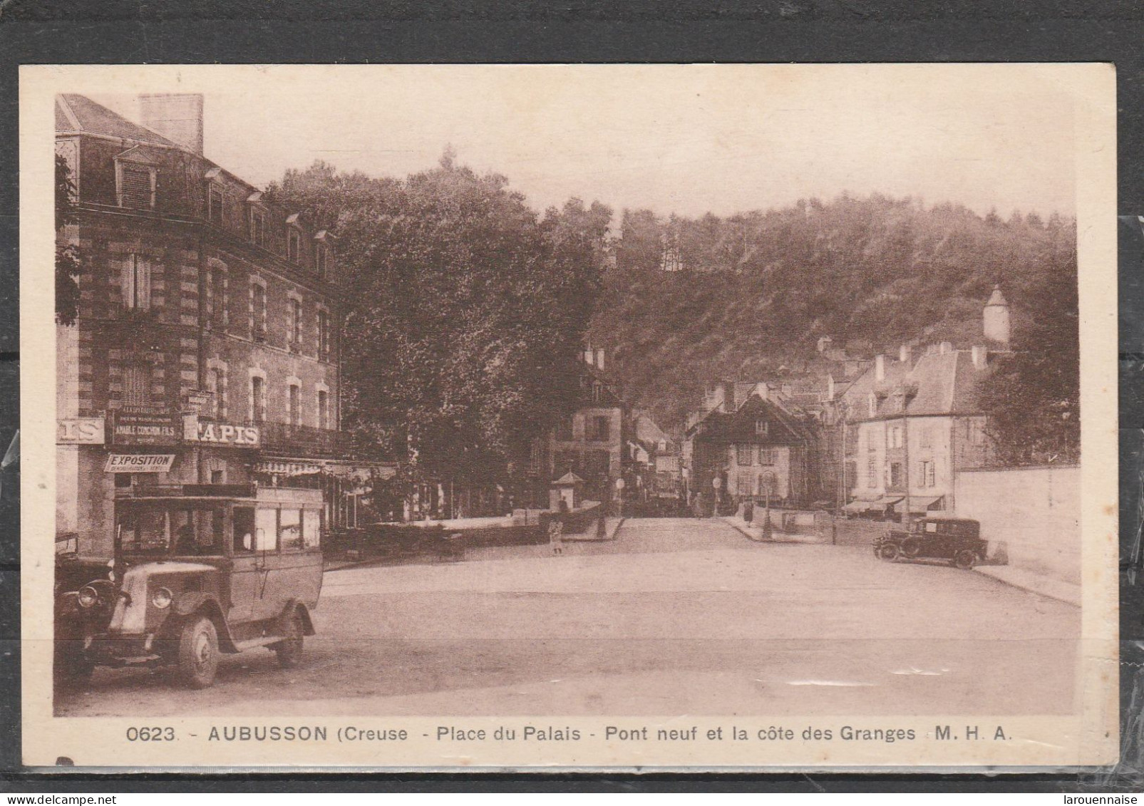 23 - AUBUSSON - Place Du Palais - Pont Neuf Et La Côte Des Granges - Aubusson