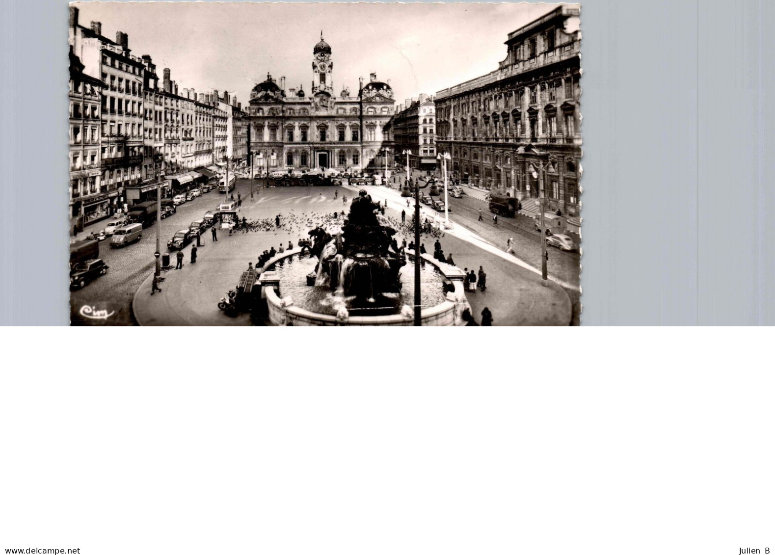 Lyon, La Fontaine Bartholdi, Place Des Terreaux, Hotel De Ville - Lyon 1