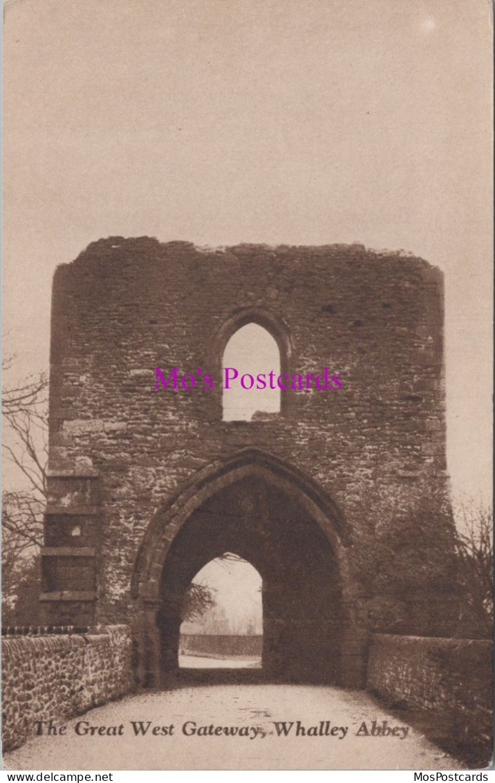 Lancashire Postcard - Whalley Abbey, The Great West Gateway  DZ246 - Other & Unclassified