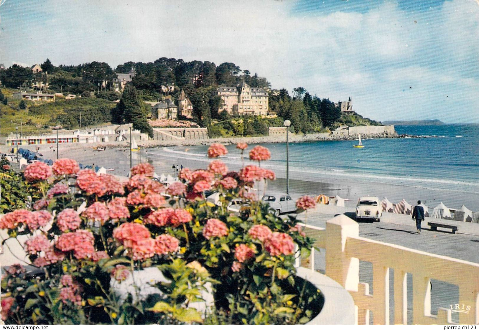 22 - Perros Guirec - Plage De Trestraou Et Pointe De La Roseraie - Perros-Guirec