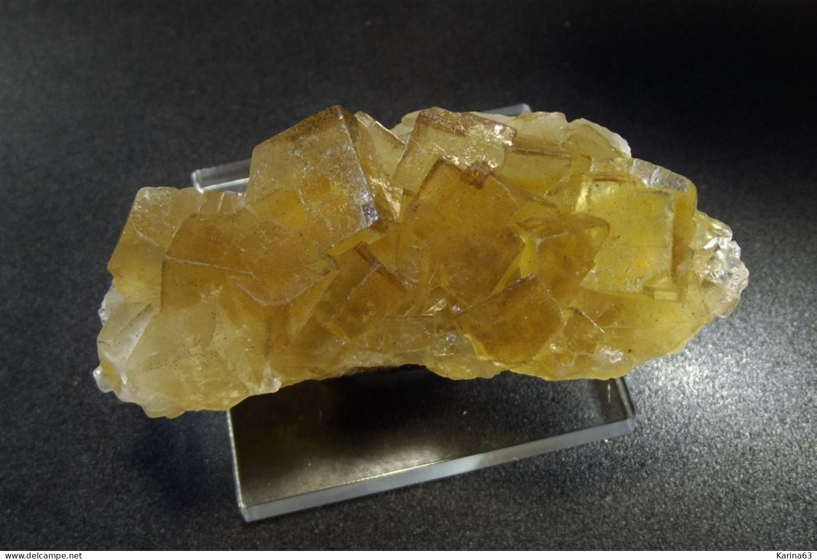 Fluorite Yellow Fluorescence  ( 6 X 3 X 2.5 Cm ) Moscona Mine -  Solis -  Asturias -  Spain. - Minerales