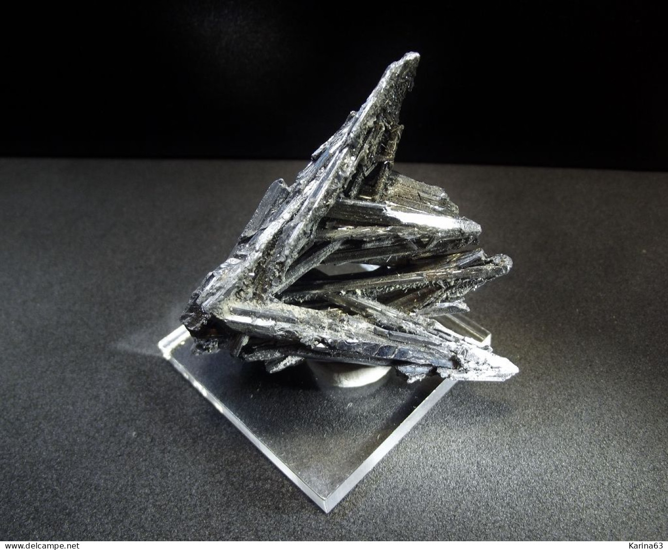 Stibnite - Stibine ( 5 X 5 X 2.5 Cm) - Herja Mine, Baia Mare, Maramures -  Romania - Mineralen