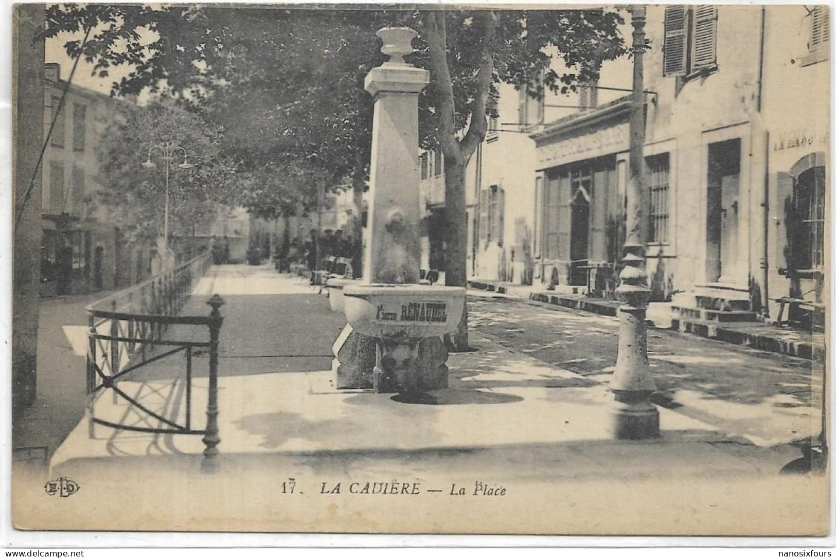 D 83.LA CADIERE D AZUR.   LA PLACE. CARTE ECRITE - Autres & Non Classés