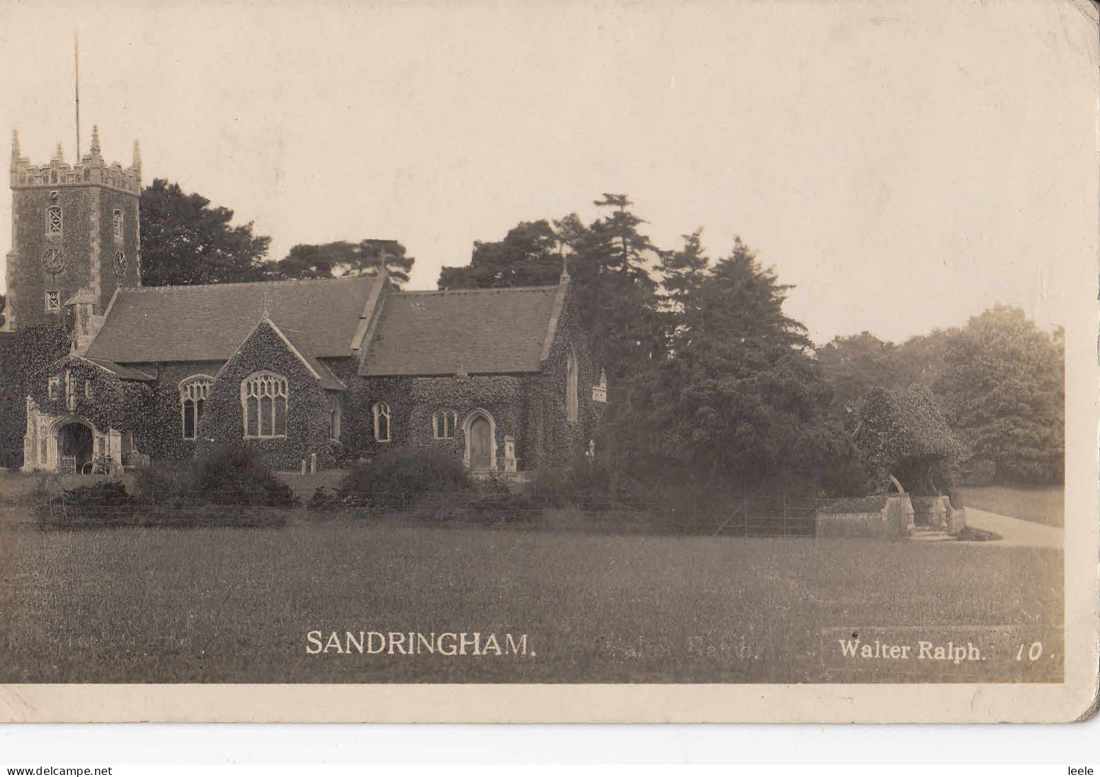 C69. Vintage Postcard. Sandringham Church. Walter Ralph. - Other & Unclassified