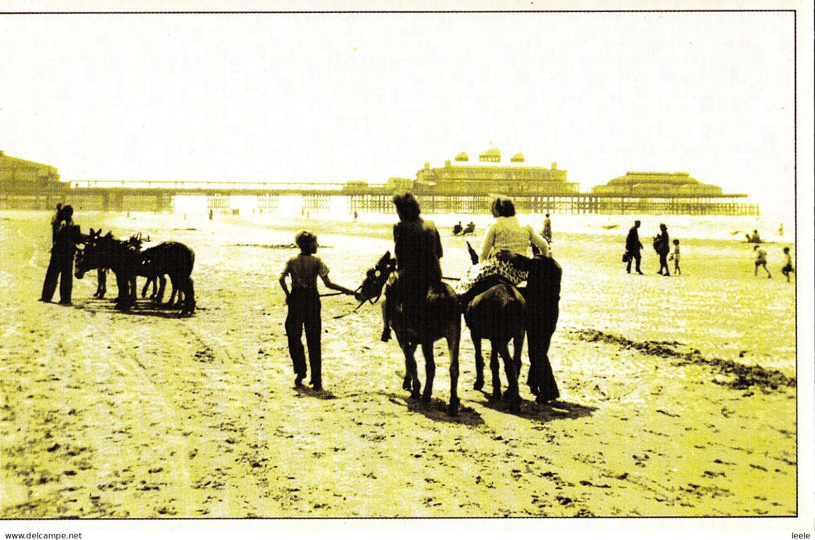 C76. Nostalgia Postcard. Donkeys On Blackpool Beach, July 1950 - Blackpool