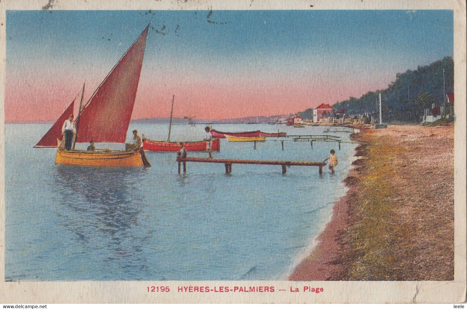 C87. Vintage Postcard. The Beach At Hyeres-Les-Palmiers. France. - Hyeres