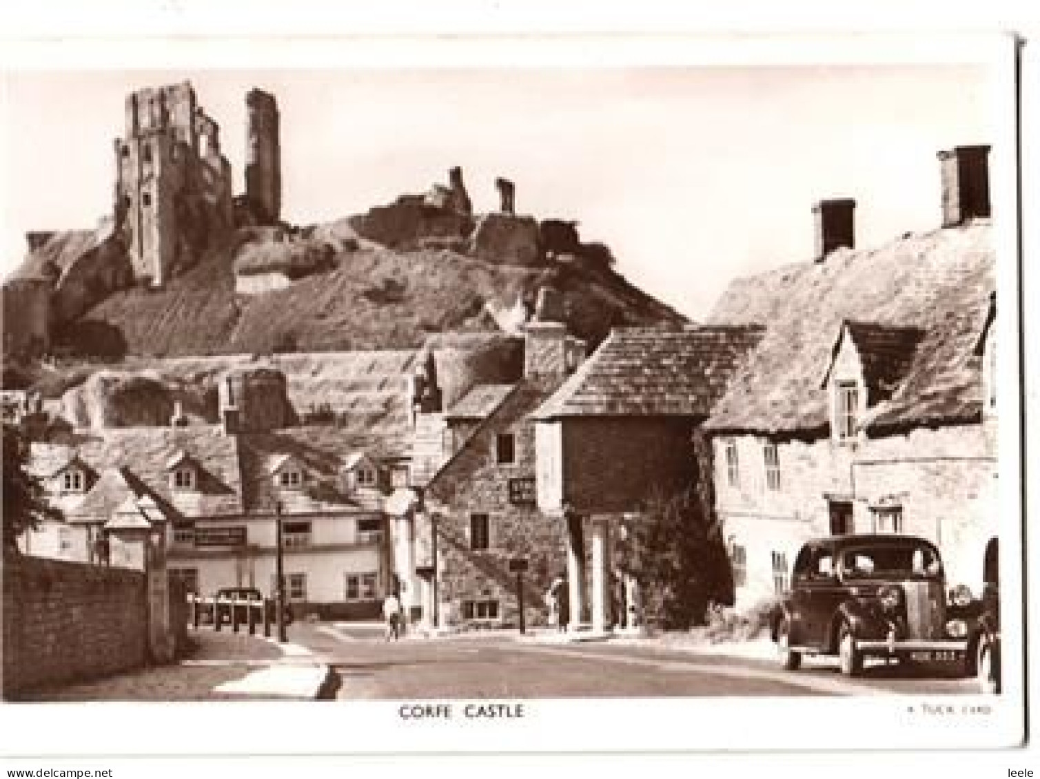 C13. Vintage Tucks Postcard.   Corfe Castle, Dorset. - Altri & Non Classificati